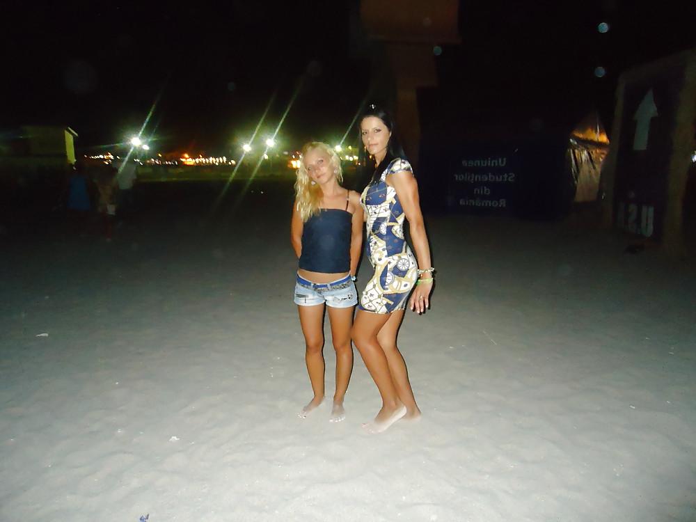 13P Black Sea Topless Familly