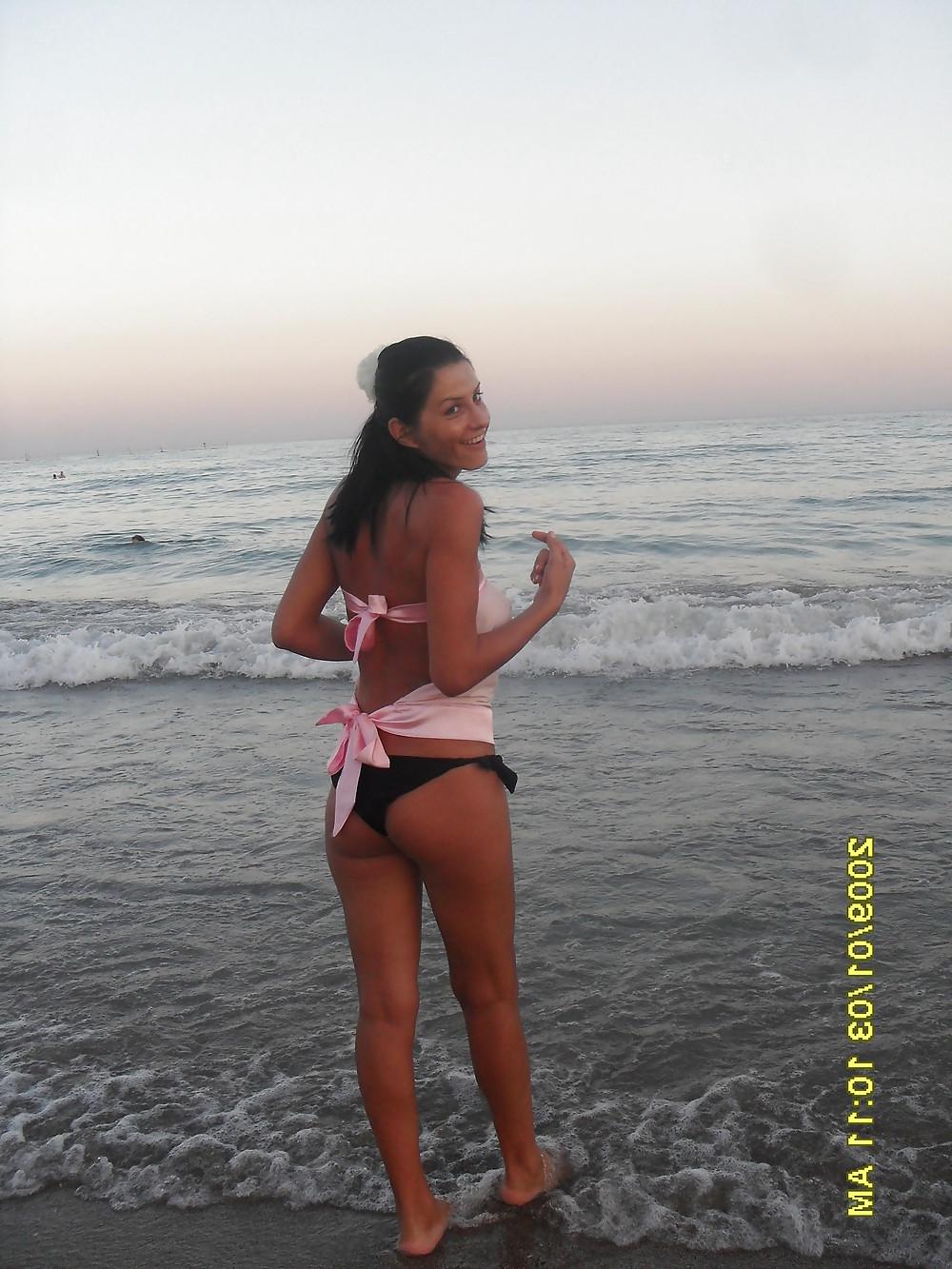 13P Black Sea Topless Familly