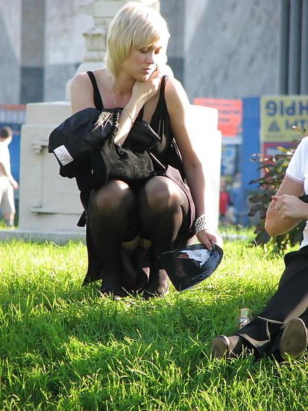 8P UPSKIRT IN PUBLIC
