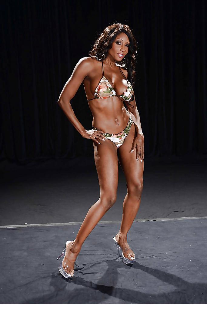 16P Diamond-Mature Ebony Goddess