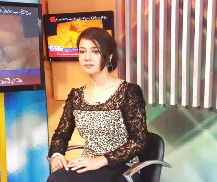 20P Sexy paki babe raabi for BBC and Dirty comments
