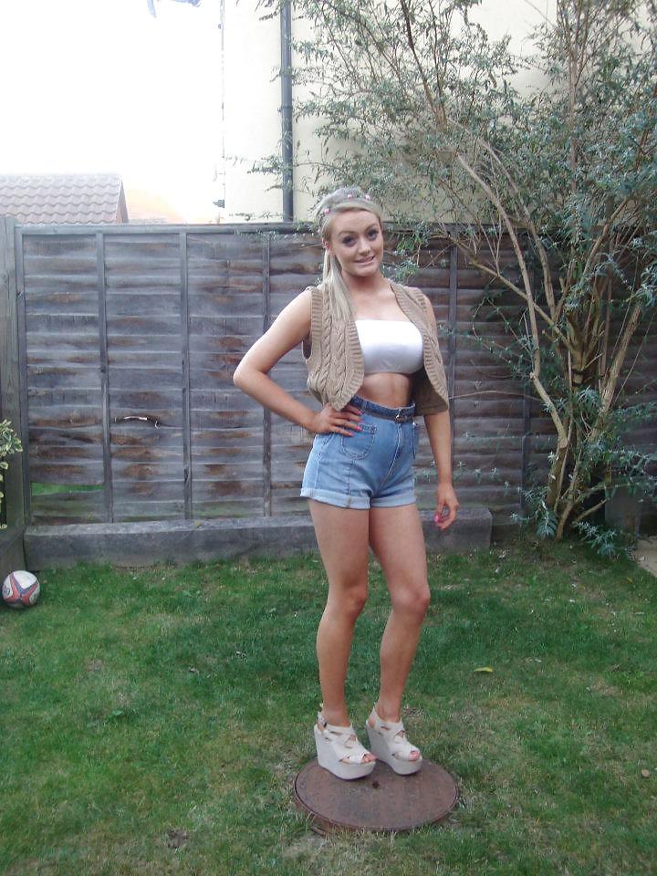 25P British chav, slags, skets and whores