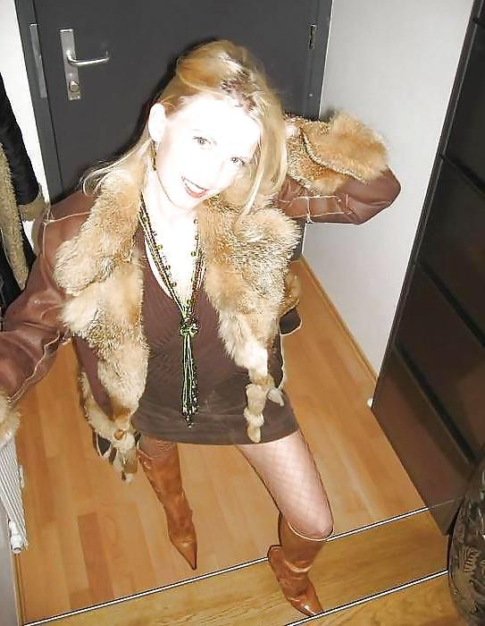 25P How to fuck these mature bitch from facebook?
