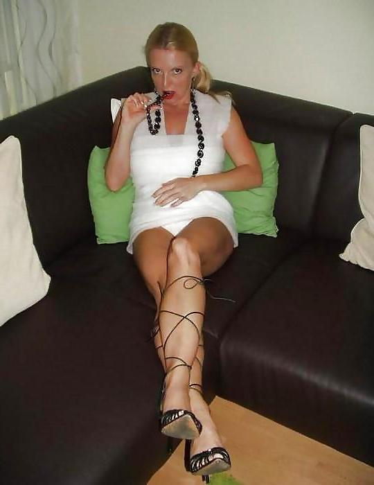 25P How to fuck these mature bitch from facebook?