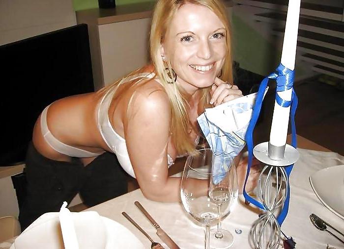 25P How to fuck these mature bitch from facebook?