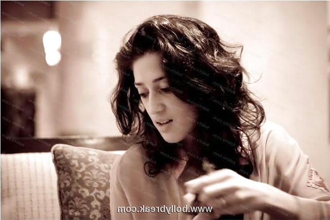 8P Fatima bhutto Real Picx