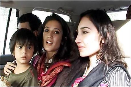 8P Fatima bhutto Real Picx