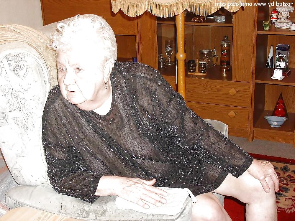 25P Fat old grannies and chubby matures