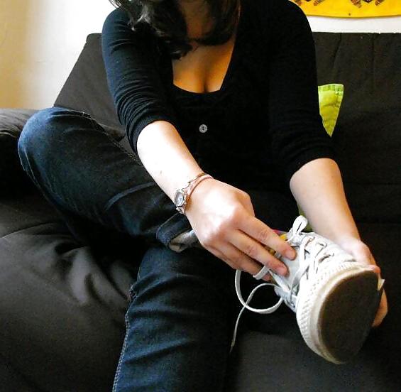 25P Sexy girls feet