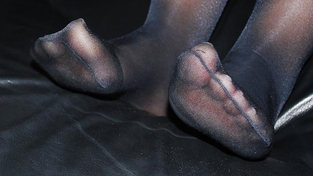 13P Granny feet black nylon