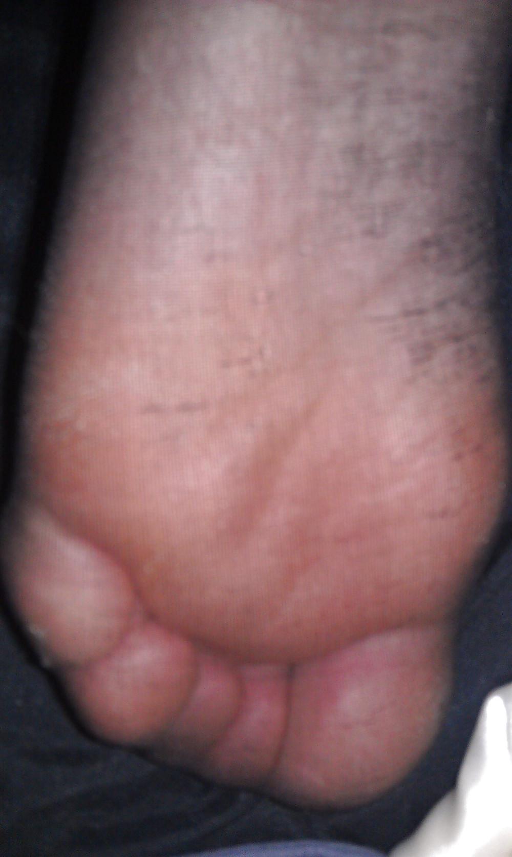 4P Sheer black pantyhose feet