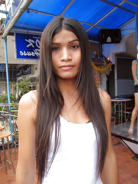 23P Pattaya Ladyboy Art
