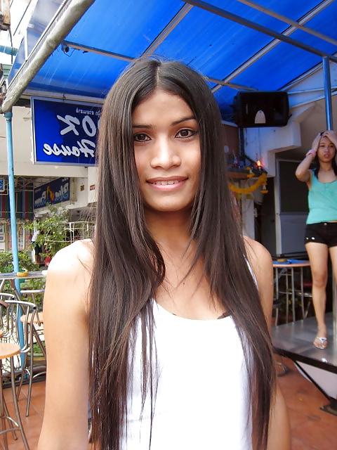 23P Pattaya Ladyboy Art