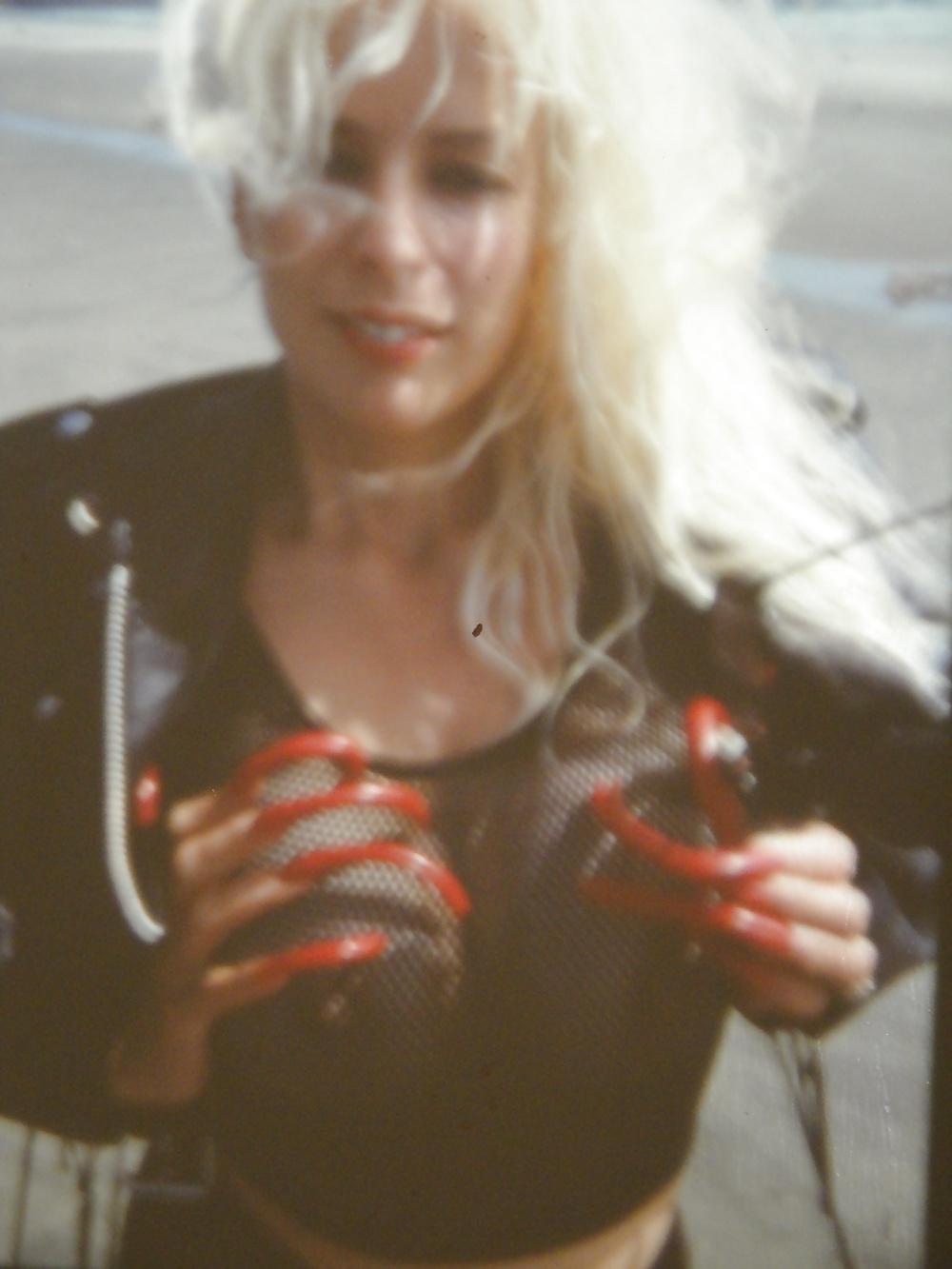 4P Vintage Goddess Sondra