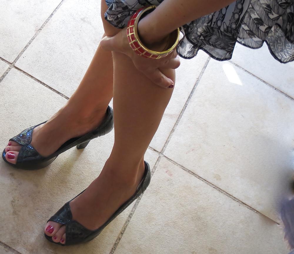25P Fresh shots of Michelle's sexy feet and shoes mmmmmmmmmmmm