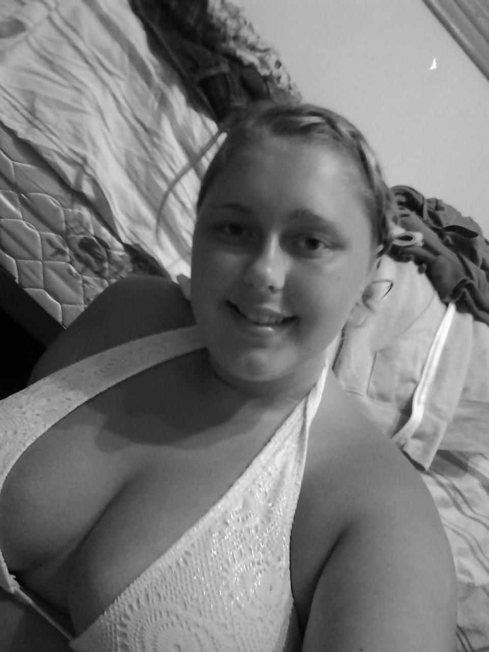 25P Chubby Selfshots