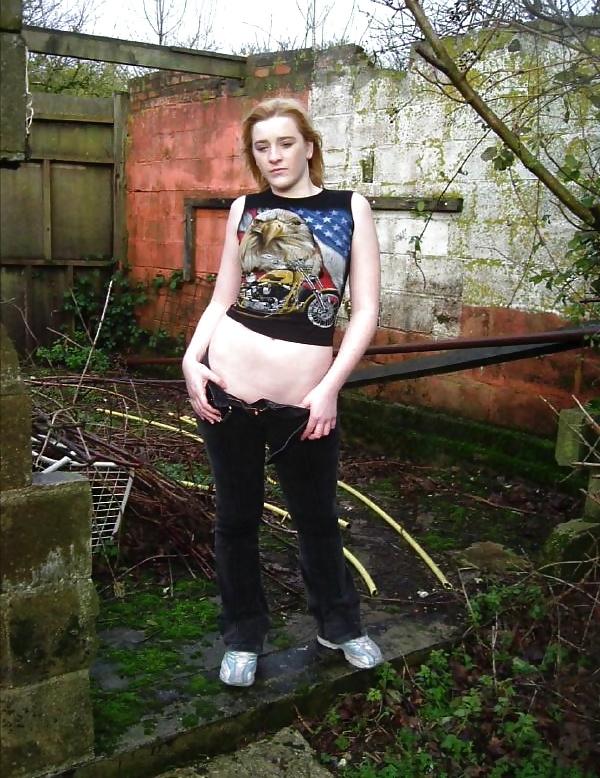 12P Naked GF in Public