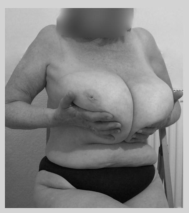6P Mature - Big Juggs