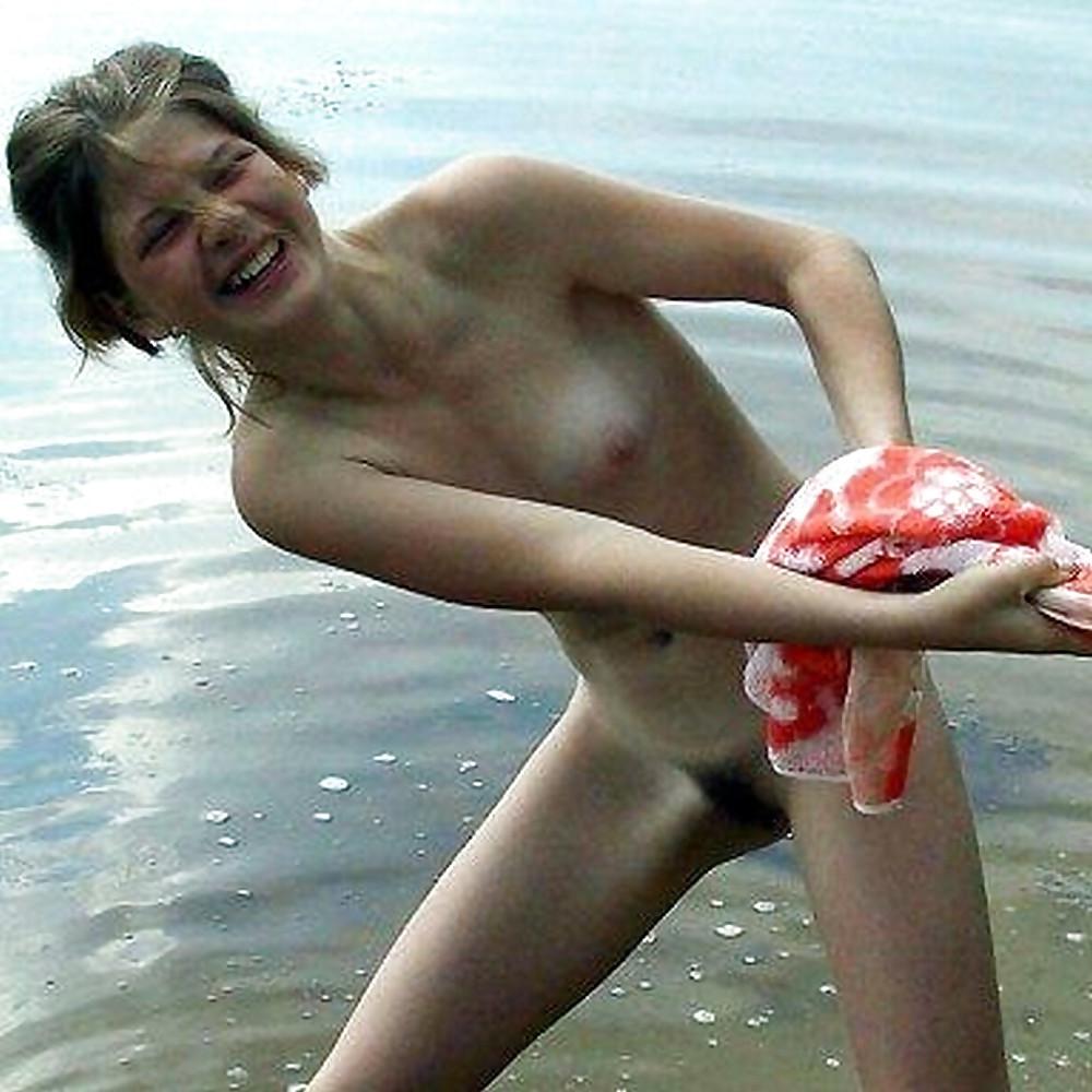 25P Embarrassed Naked Female