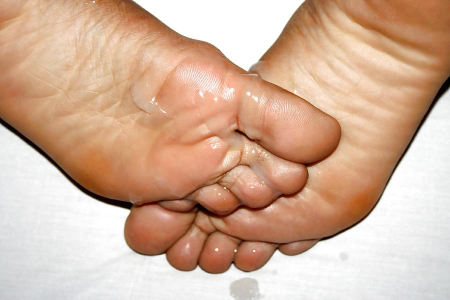 24P Cummy Feet - Soles & Toes