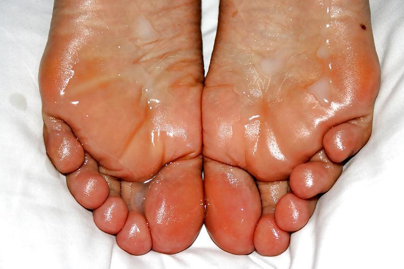 24P Cummy Feet - Soles & Toes