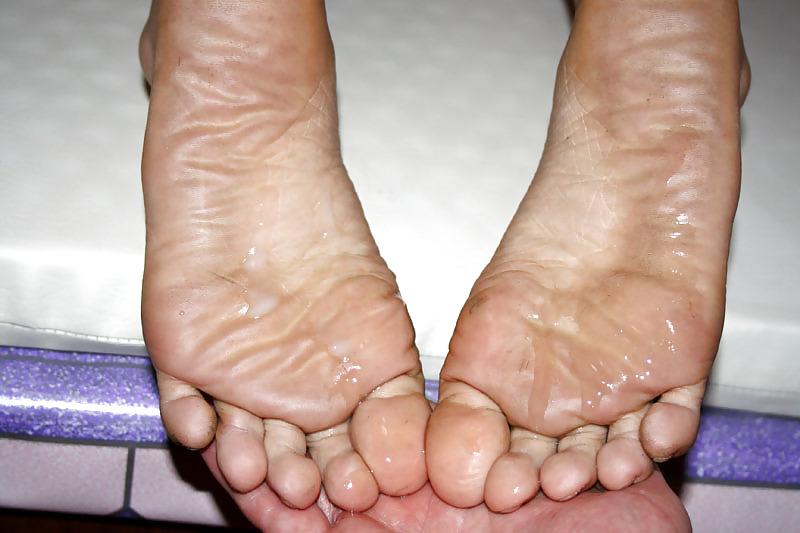 24P Cummy Feet - Soles & Toes