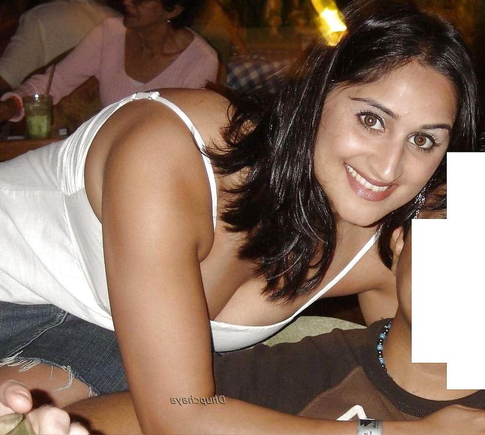 24P BANG MY BITCH & BOOBY WIFE DEEPIKA