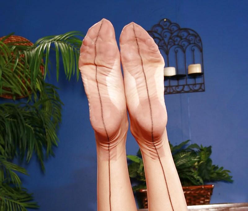 17P Perfect Nylon Feet for BBC