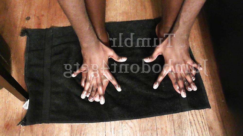 19P Feet,toes,soles