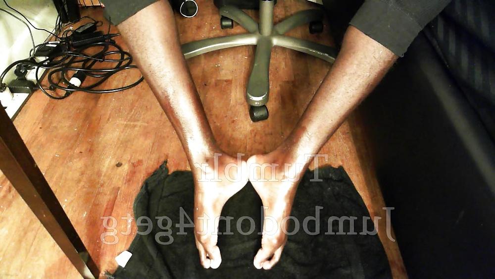 19P Feet,toes,soles