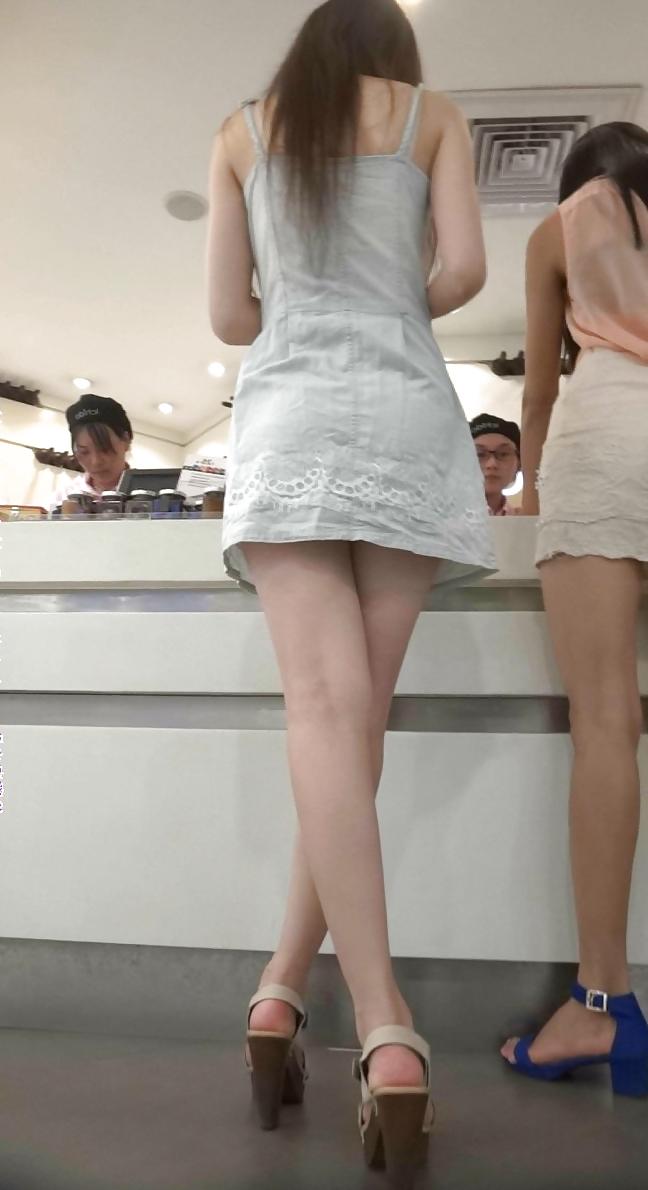 21P Chinese upskirt