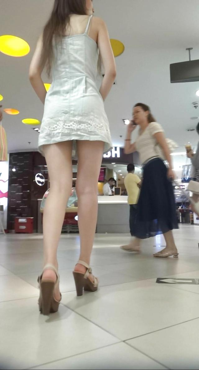 21P Chinese upskirt