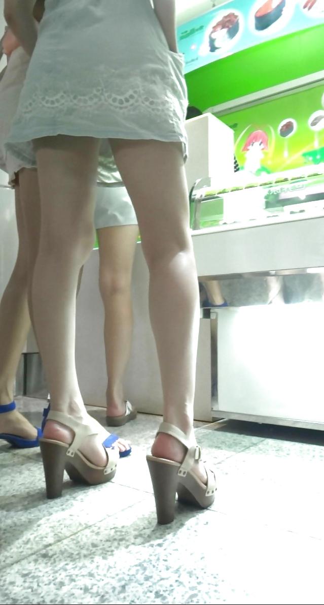 21P Chinese upskirt