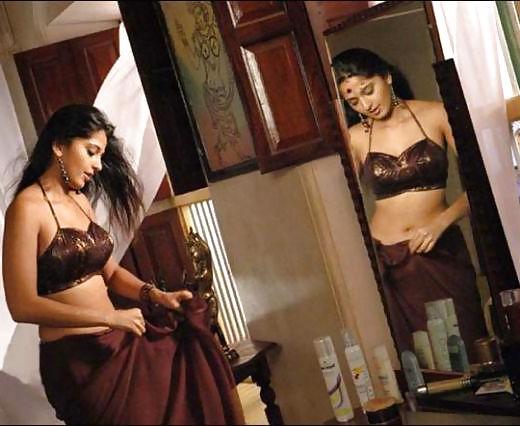 25P Very Very Cute Pakistani Girls Photo Naked 100% Real