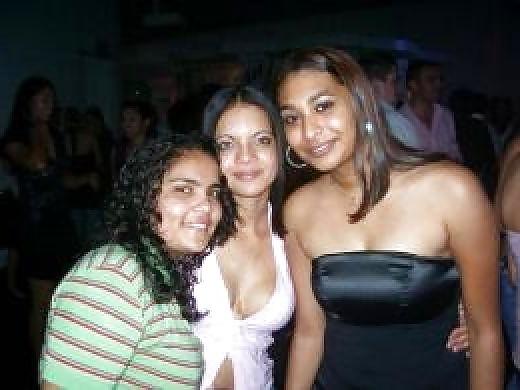 25P Very Very Cute Pakistani Girls Photo Naked 100% Real