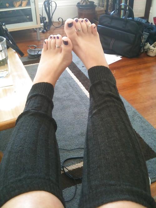 25P Sexy Feet 