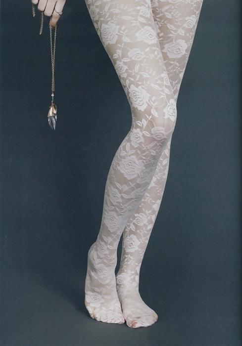 25P Silvie Deluxe's Feet part 2