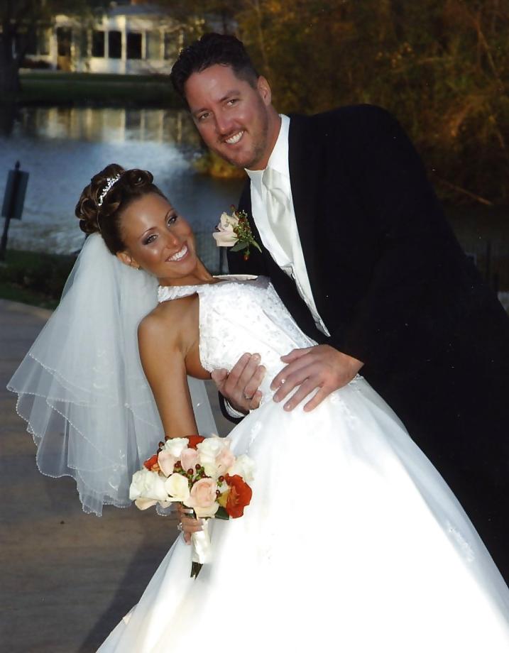 19P Horny bride!