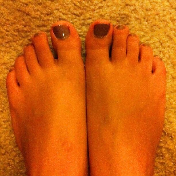 24P Instagram toes 