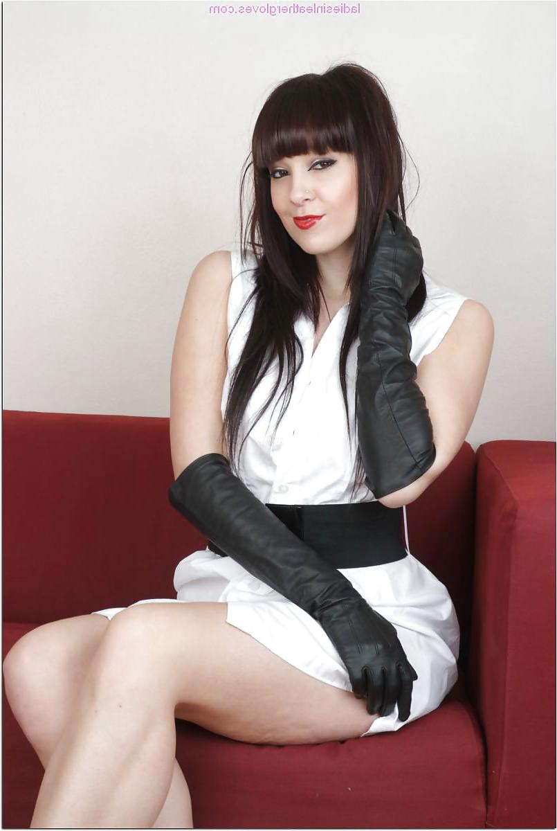 25P Leather Gloves 2