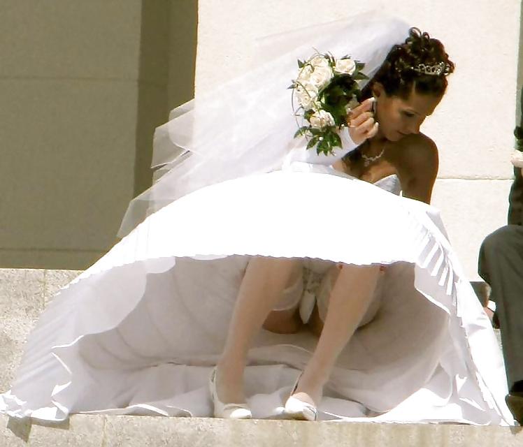 25P Bride Upskirts