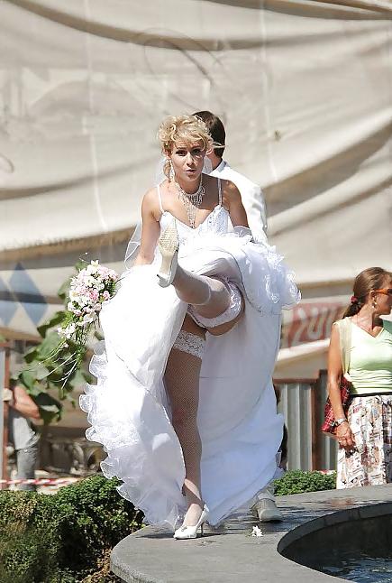 25P Bride Upskirts