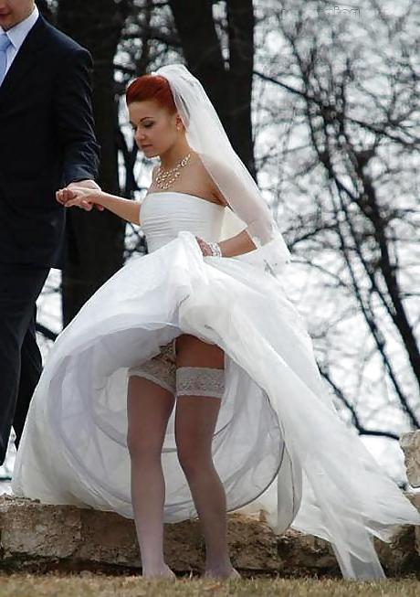 25P Bride Upskirts
