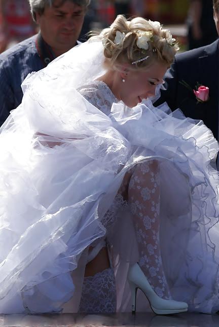 25P Bride Upskirts