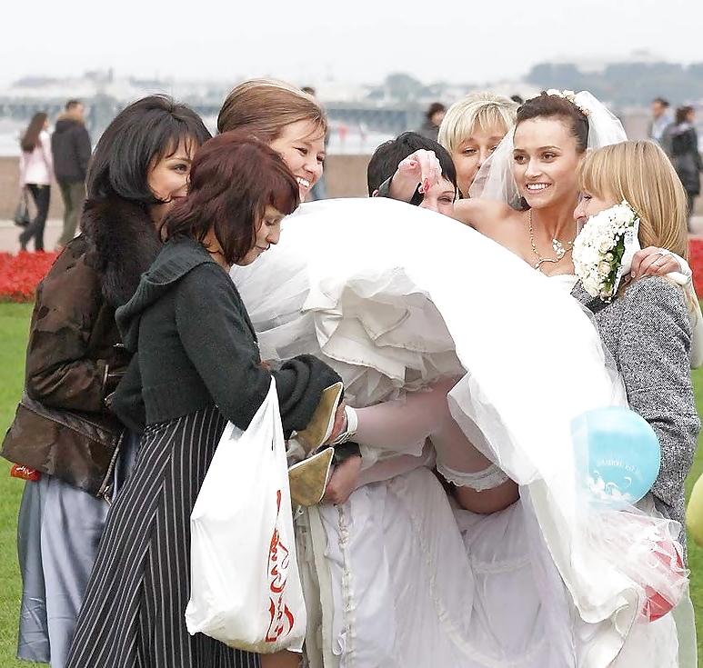 25P Bride Upskirts