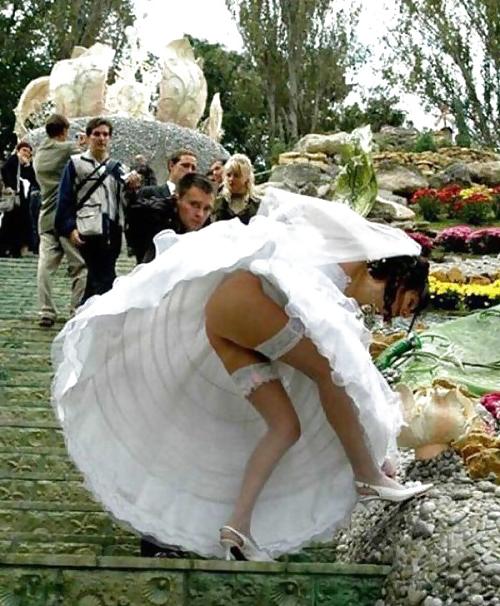 25P Bride Upskirts