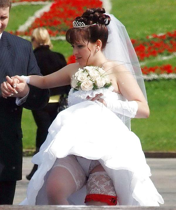 25P Bride Upskirts