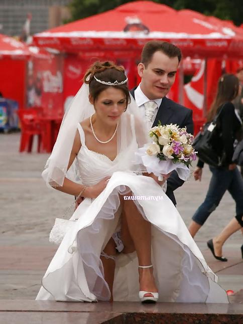 25P Bride Upskirts