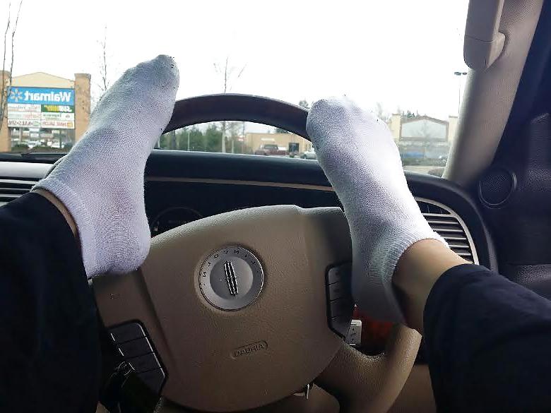 25P Stinky Socks, Feet - Smelly