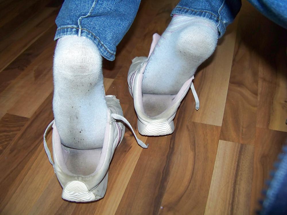 25P Stinky Socks, Feet - Smelly